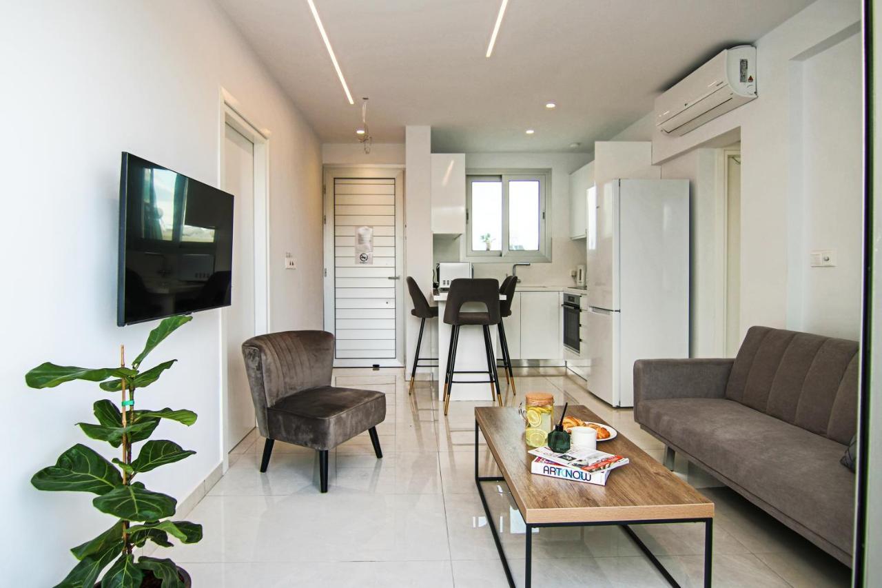 דירות Paphos Phaedrus Living - Seaside Executive Flat Harbour 202 מראה חיצוני תמונה